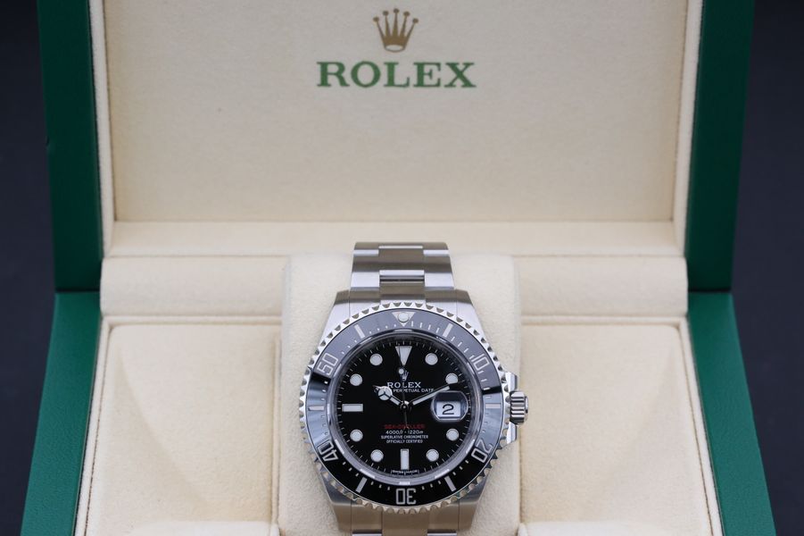 Rolex Sea-Dweller 126600